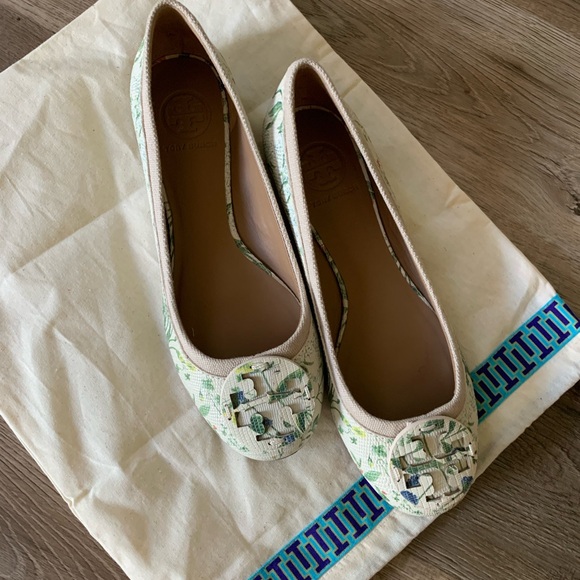 NWOB Tory Burch Caroline Flats - Picture 1 of 6